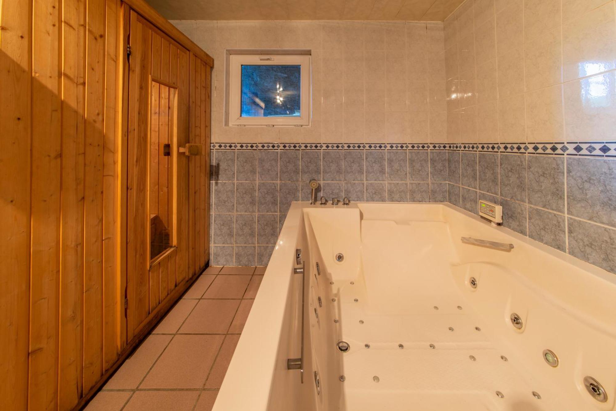 Sol Battire Hotel Brisy Buitenkant foto